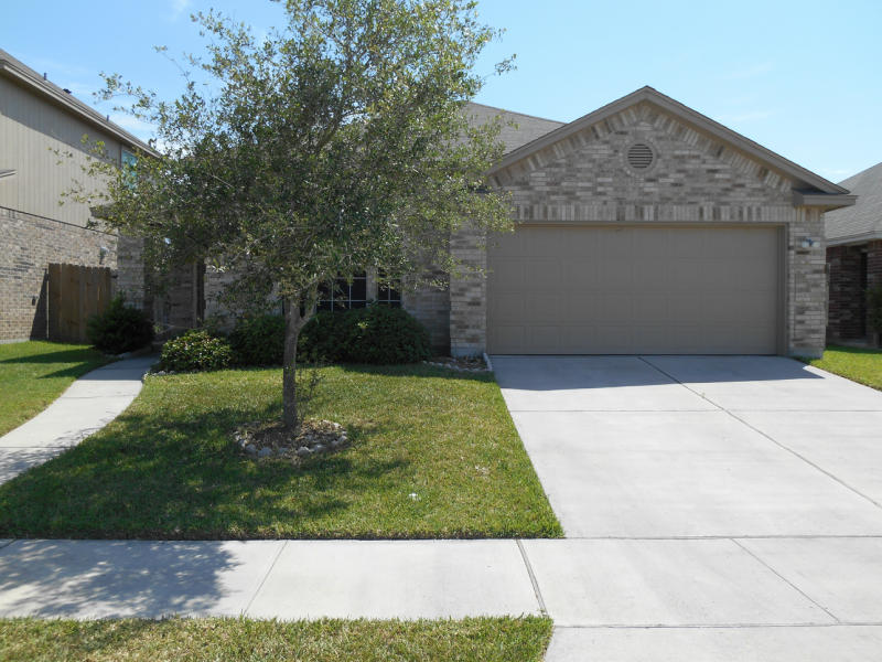 7237 Dunns Point Dr Property Photo 1