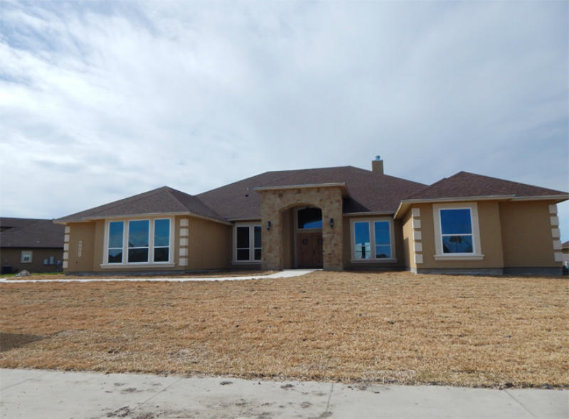 6241 Lago Vista Dr Property Photo 1