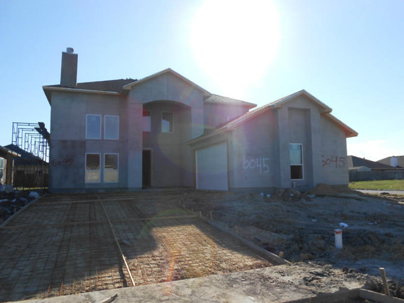 6045 Maximus Property Photo 1