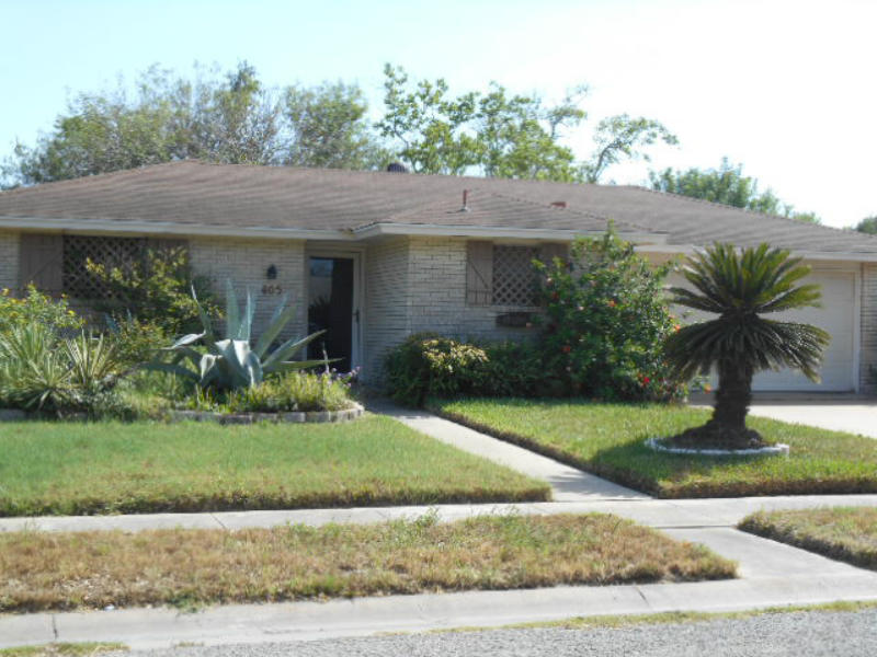 405 Vega Dr Property Photo 1