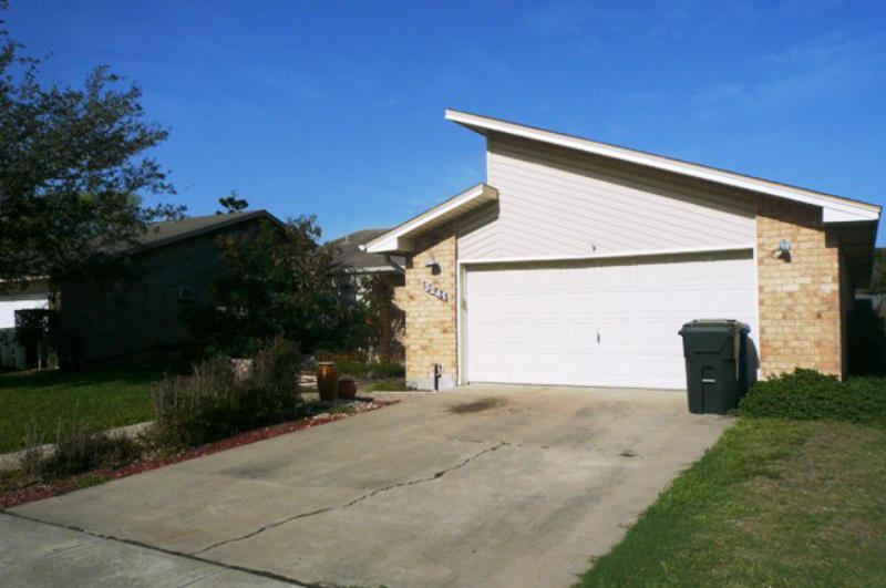 3241 Dunbarton Oak St Property Photo 1