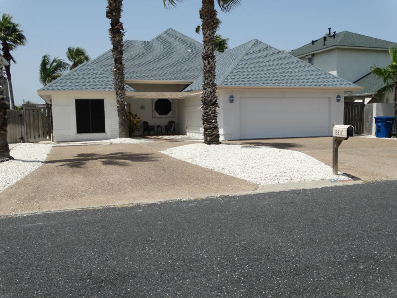 15817 El Soccorro Property Photo 1
