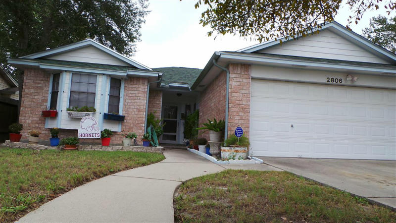 2806 Saint Peter St Property Photo 1