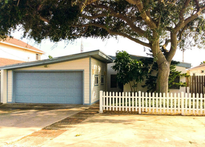 3317 Tahiti Dr Property Photo 1