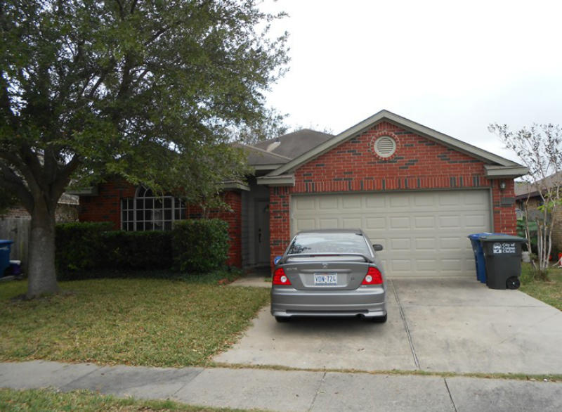 7930 Fox Dr Property Photo 1
