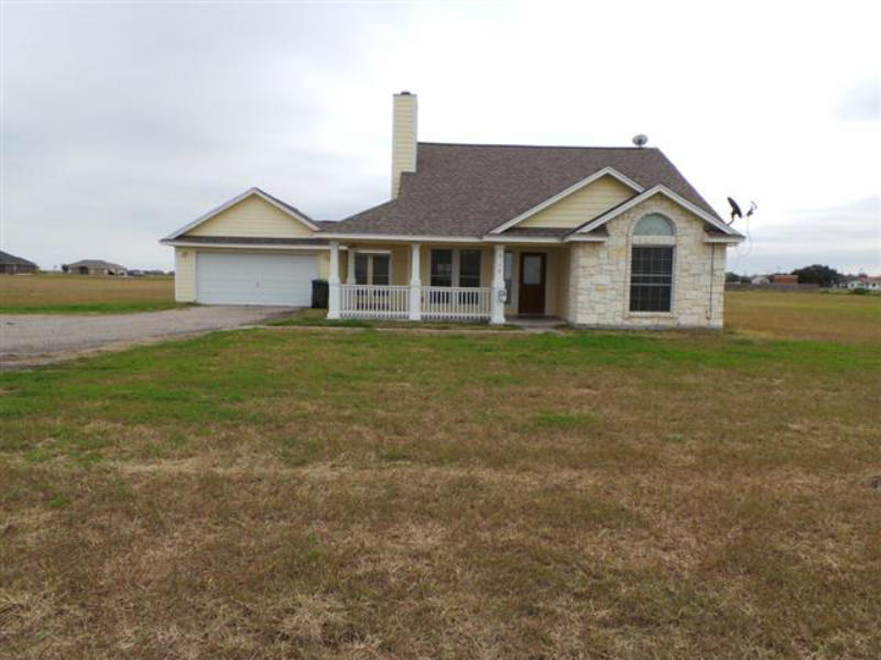 4458 Fm 666 Property Photo 1