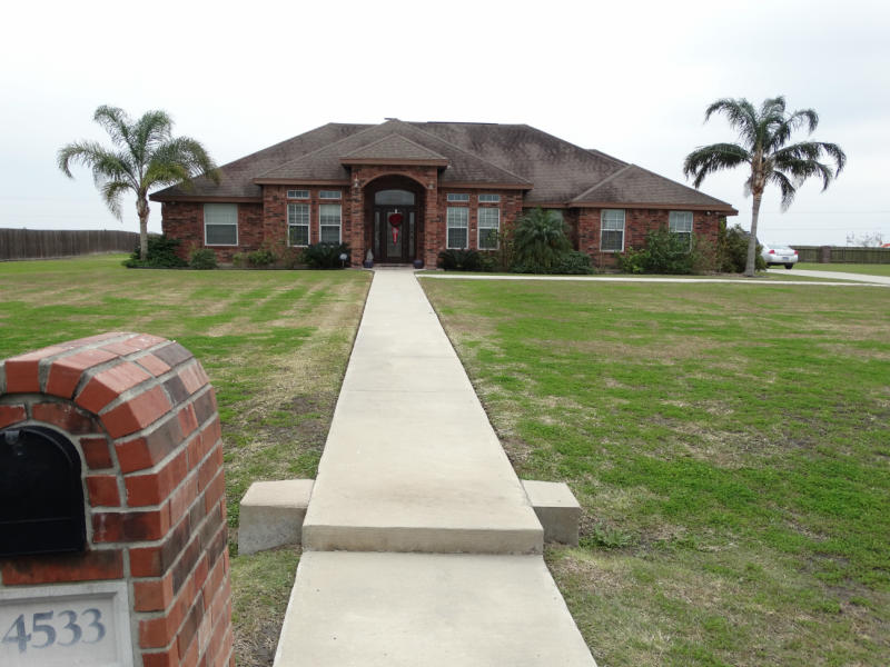 4533 Barnard Dr Property Photo 1