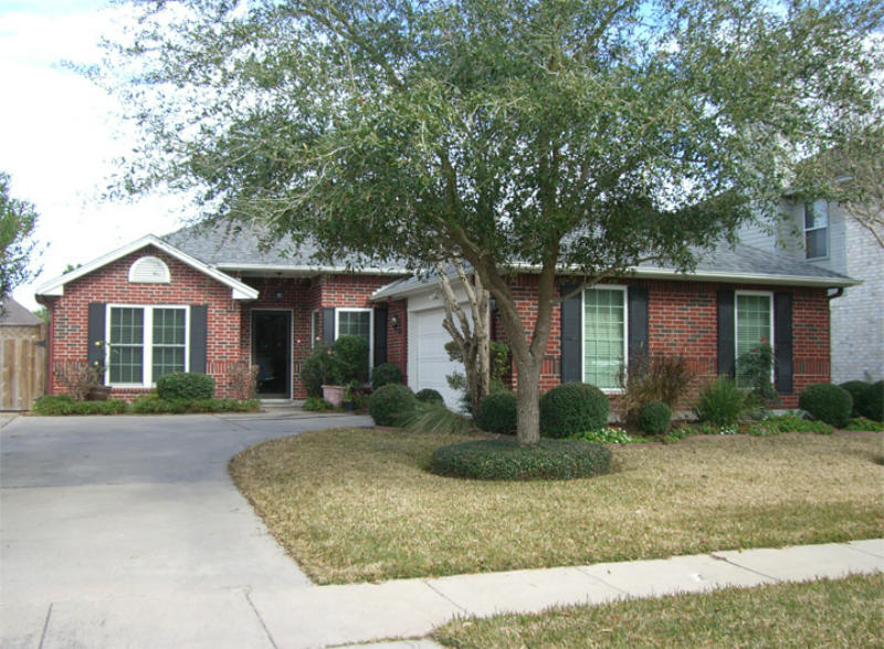 5106 Queens Ct Property Photo 1