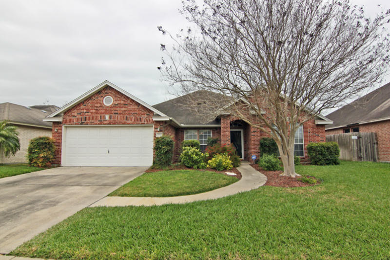 5910 Regency Dr Property Photo 1