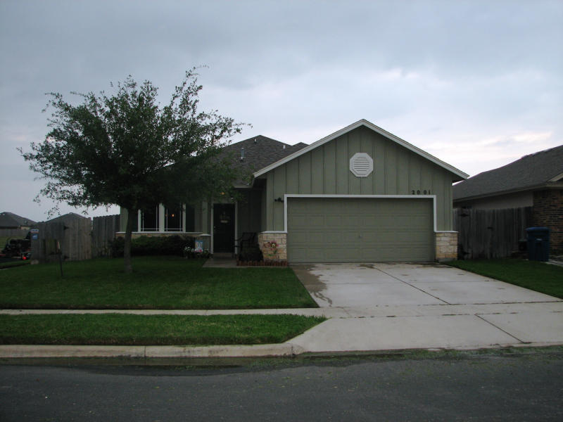 2001 Arizona Trail Property Photo 1