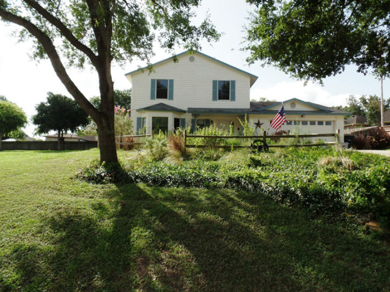 3908 Castle Valley Dr Property Photo 1