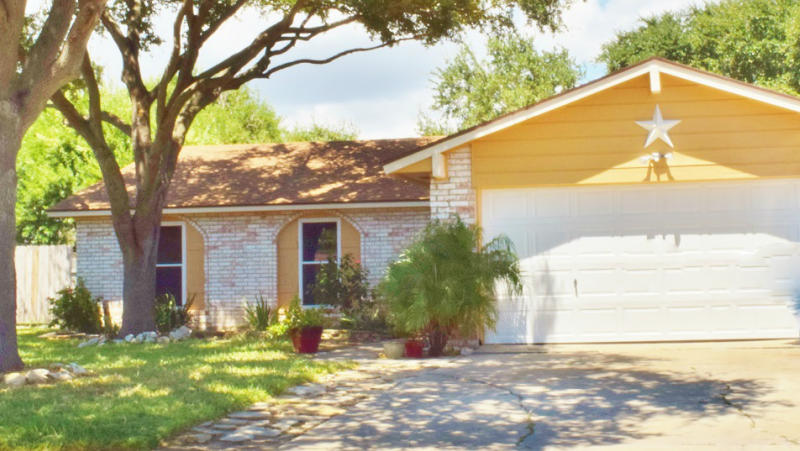 2103 Dolphin Property Photo 1