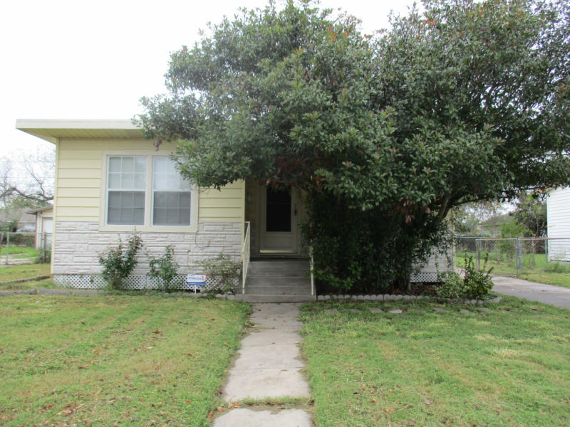 4009 Brentwood Dr Property Photo 1