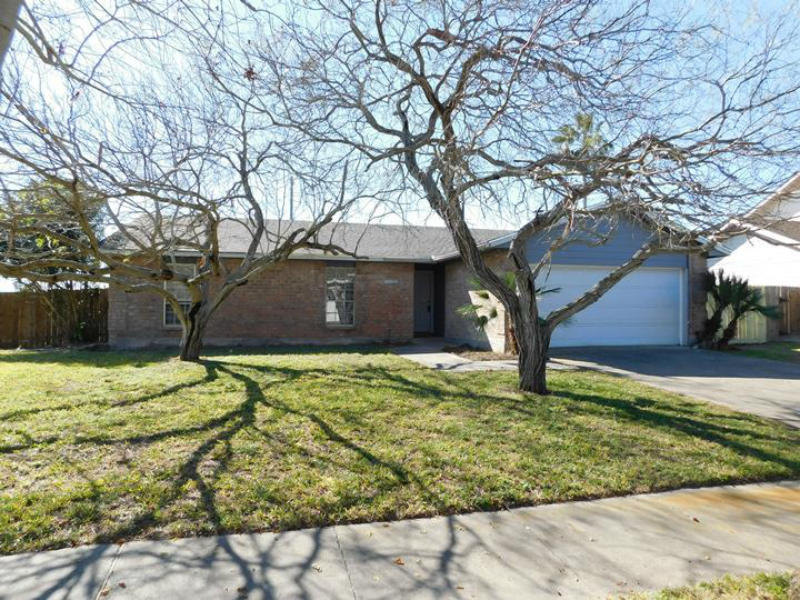 1341 Sandpiper Dr Property Photo 1