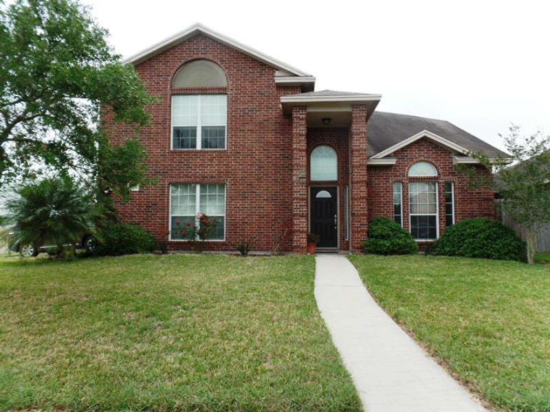 3902 Covington Crossing Property Photo 1