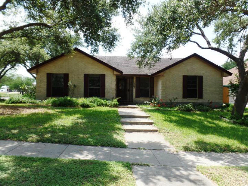 13801 Exchequer Dr Property Photo 1