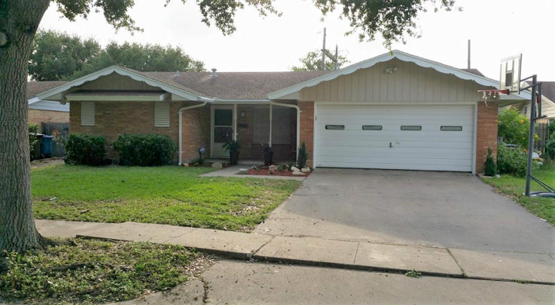 1605 Candlewood Dr Property Photo 1