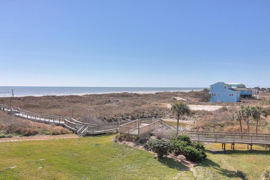 800 Sandcastle Dr 207 Property Photo 31