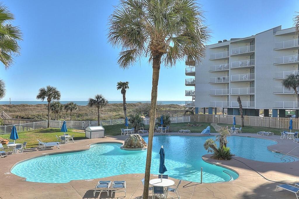 800 Sandcastle Dr 207 Property Photo 32