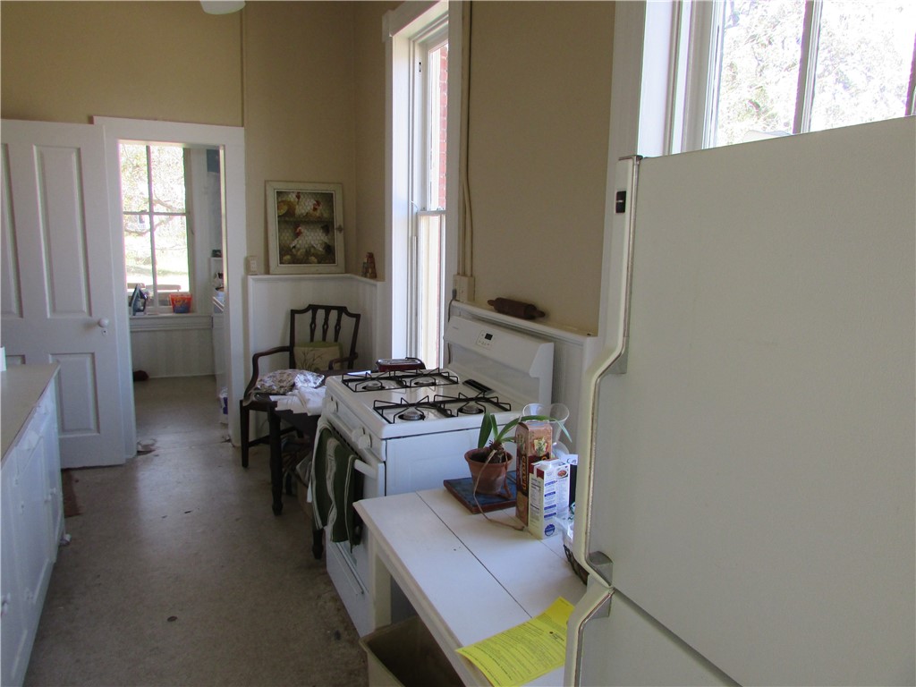 221 E Garden 0 Property Photo 3