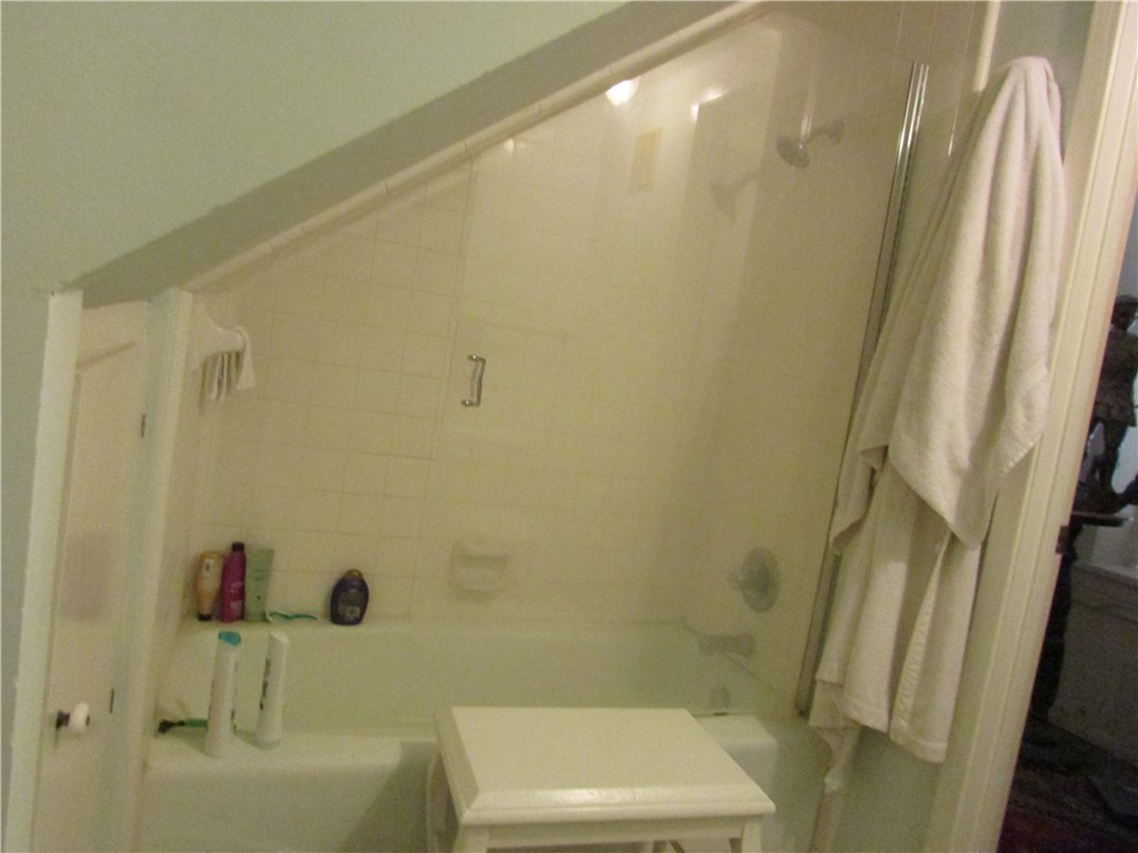 221 E Garden 0 Property Photo 23