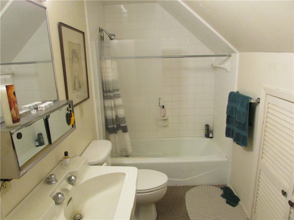 221 E Garden 0 Property Photo 25
