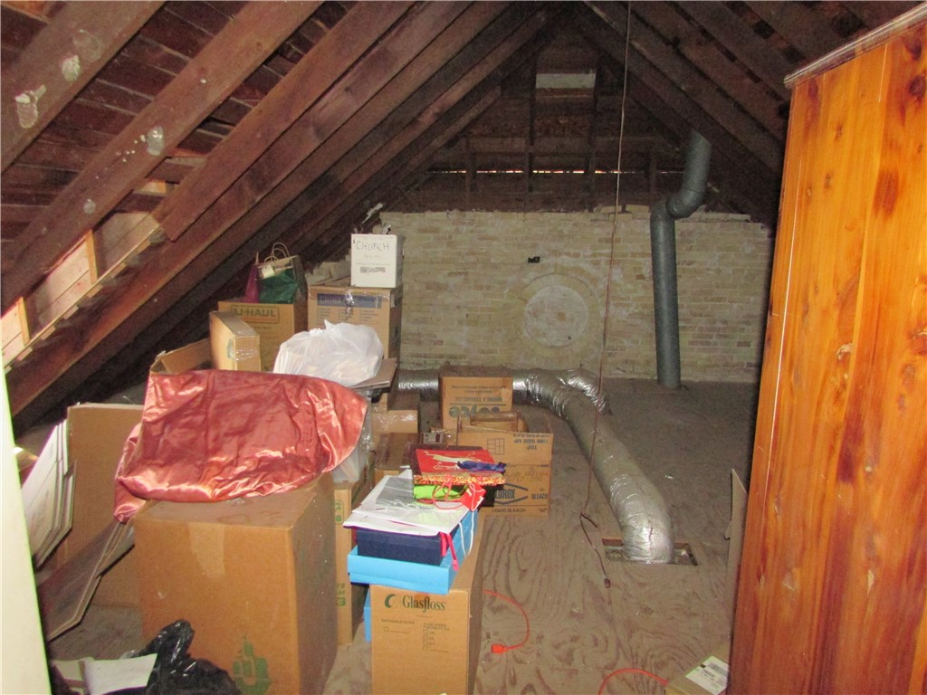 221 E Garden 0 Property Photo 30