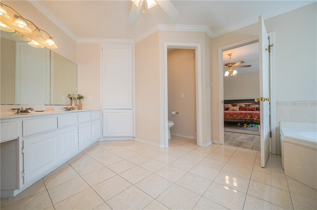 7026 Ashdown Dr Property Photo 33