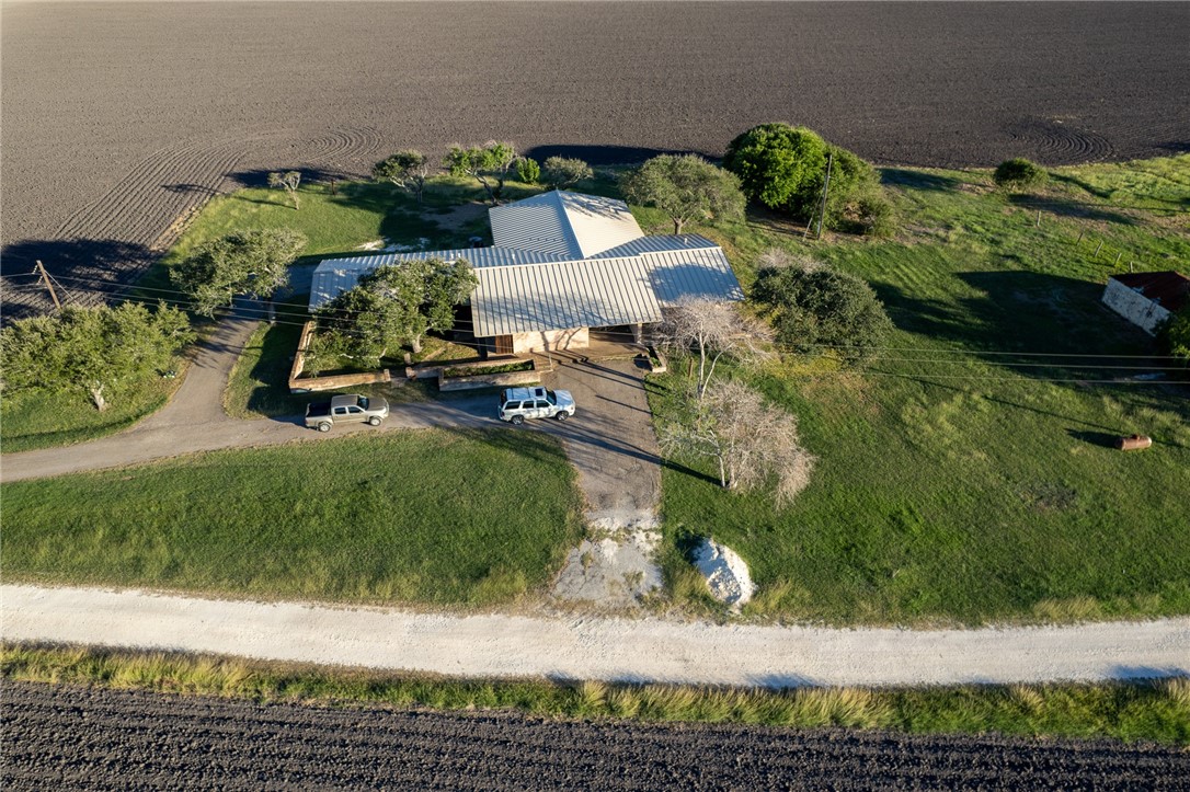 8207 Hwy 181 Property Photo 1