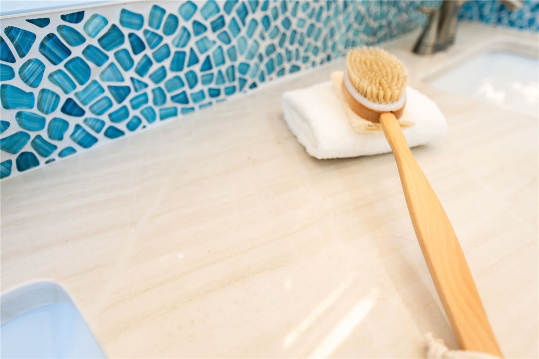 15512 Spyglass Dr Property Photo 23