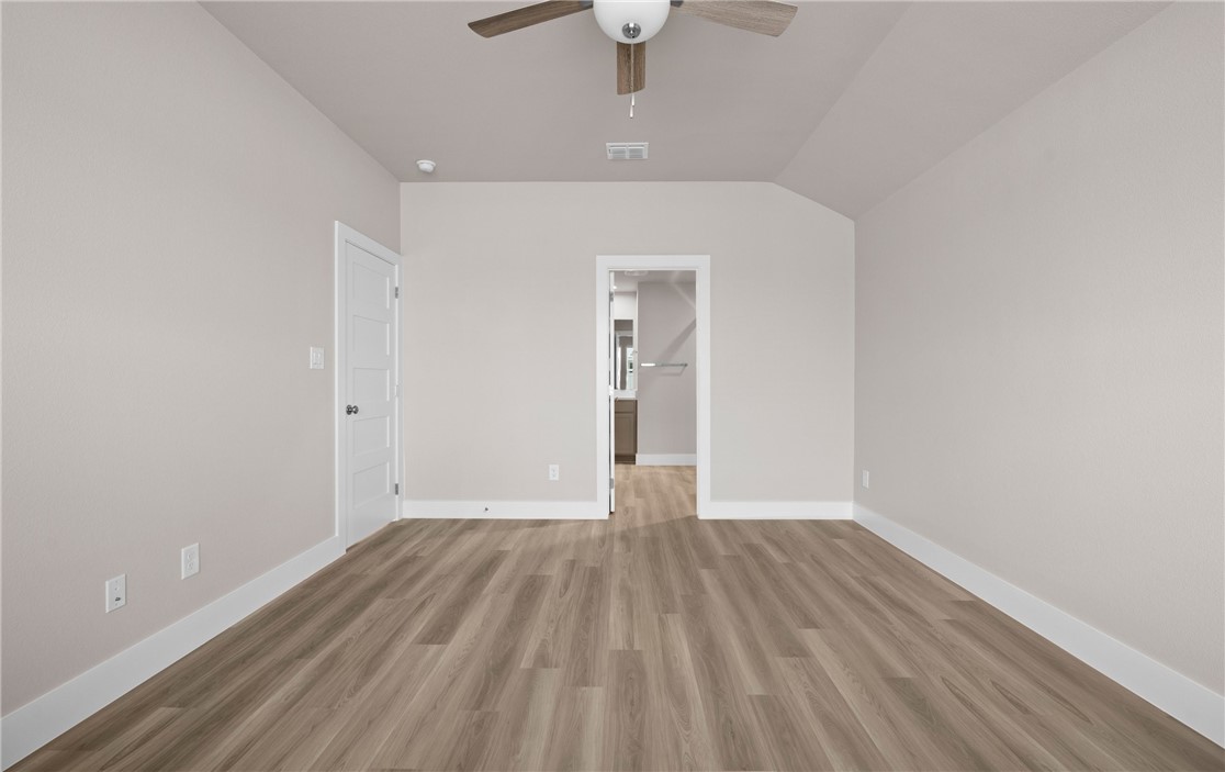 1013 Las Palmas Dr Property Photo 16