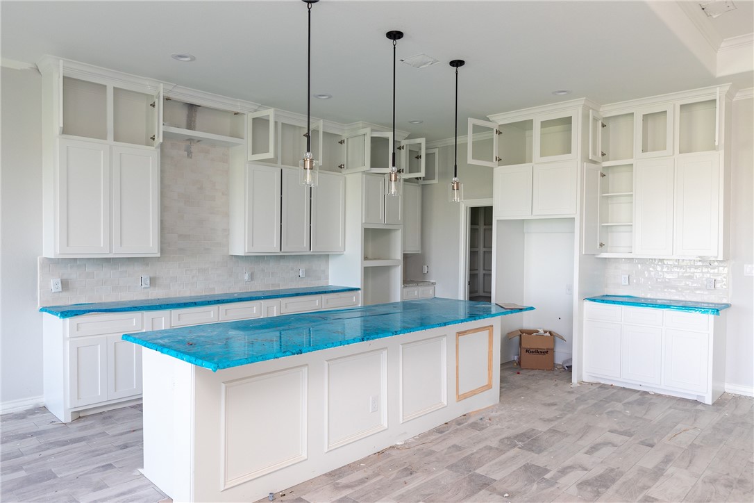 107 Moon Stone Property Photo 2