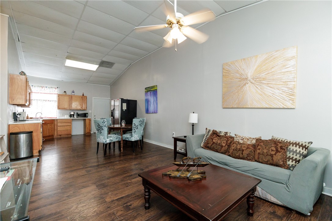 2580 Fifth Property Photo 9