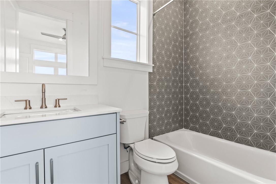 420 Mermaid Tail Lane Property Photo 24