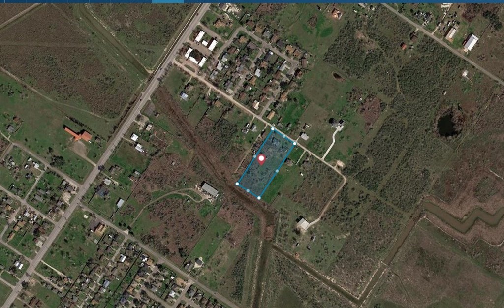 2447 Mccullough Property Photo 1