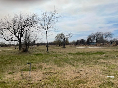 2447 Mccullough Property Photo 2