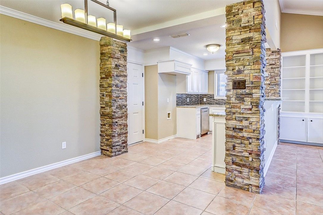 15317 Yardarm Ct Property Photo 8