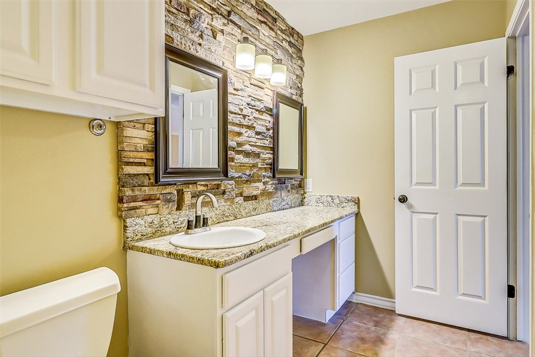 15317 Yardarm Ct Property Photo 22