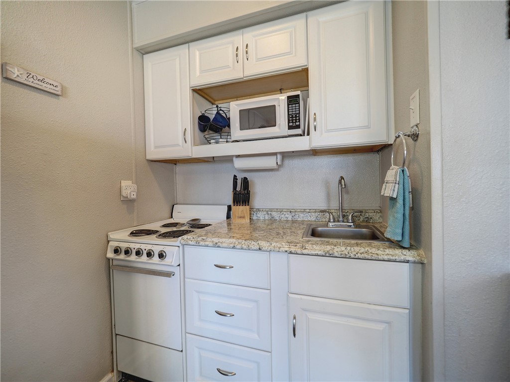 3938 Surfside Blvd 3344 Property Photo 4