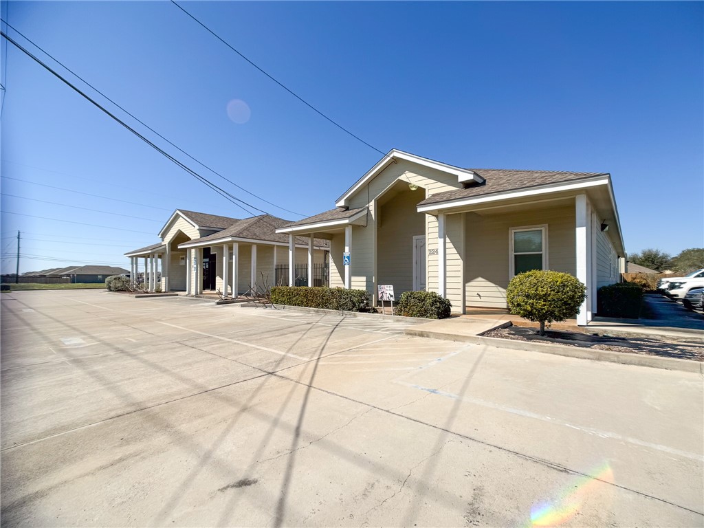 2248 Flour Bluff Dr Property Photo 1