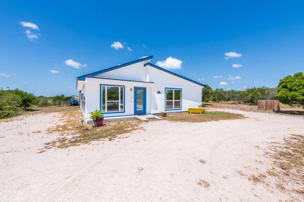 121 Hillside View Dr Property Photo 1