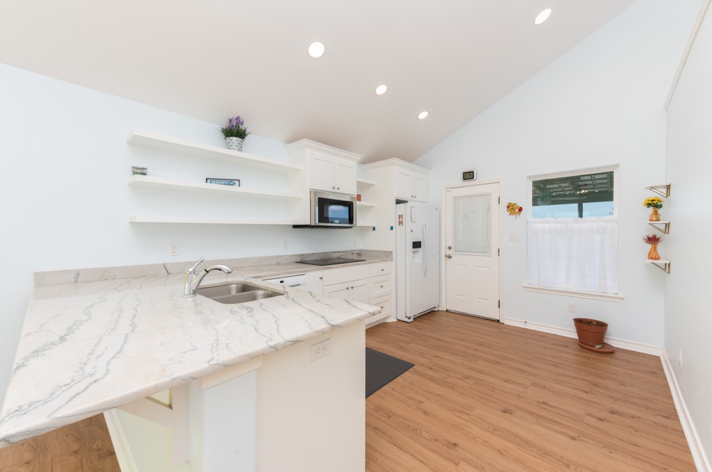 121 Hillside View Dr Property Photo 14