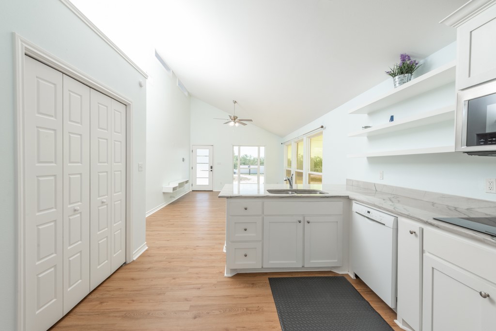 121 Hillside View Dr Property Photo 15