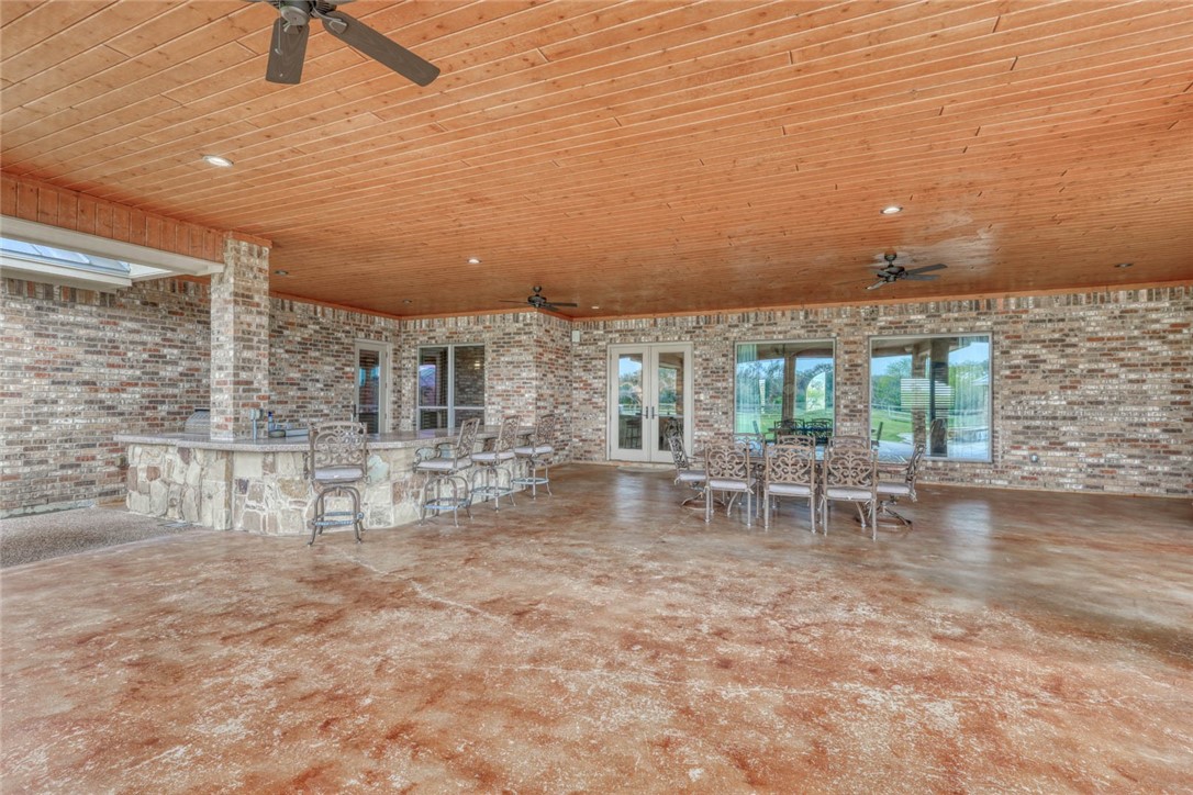 1901 Glenoak Dr Property Photo 29
