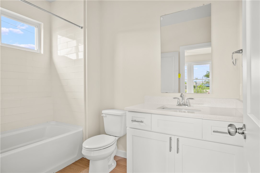 434 Oleander 4 Property Photo 25