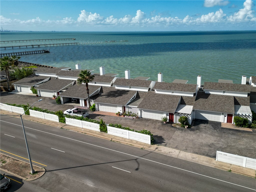 4454 Ocean Dr 4 Property Photo 1
