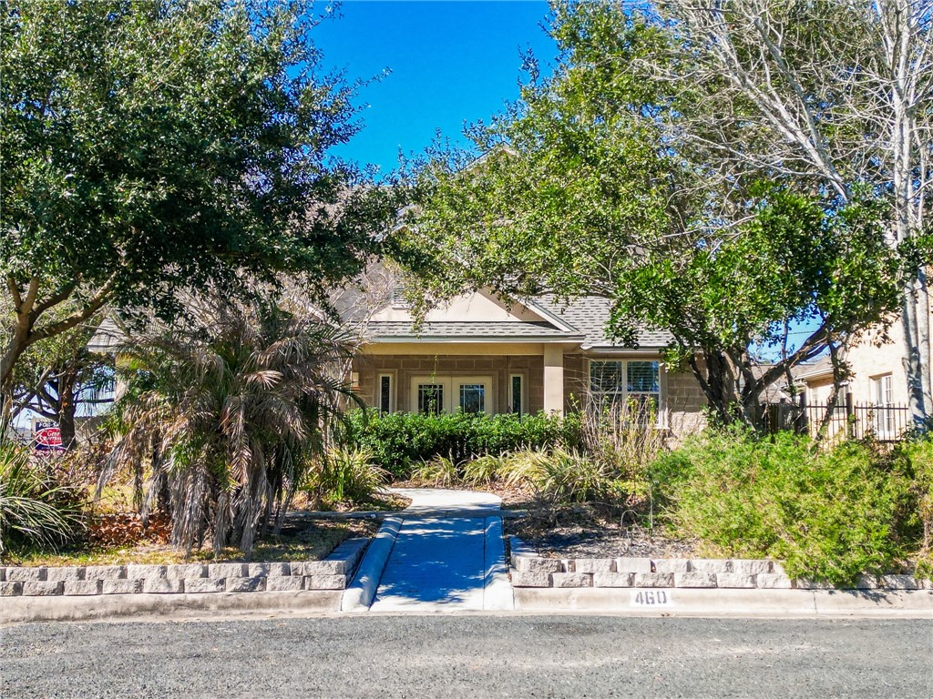 460 Del Mar Blvd Property Photo 1
