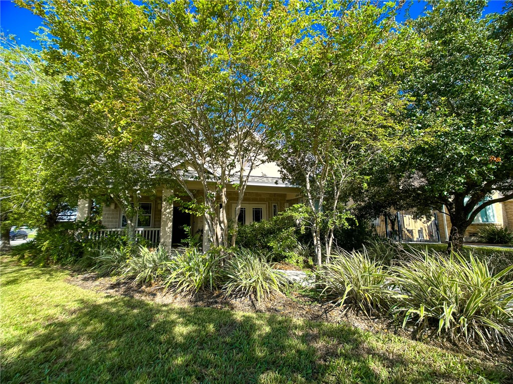 460 Del Mar Blvd Property Photo 5