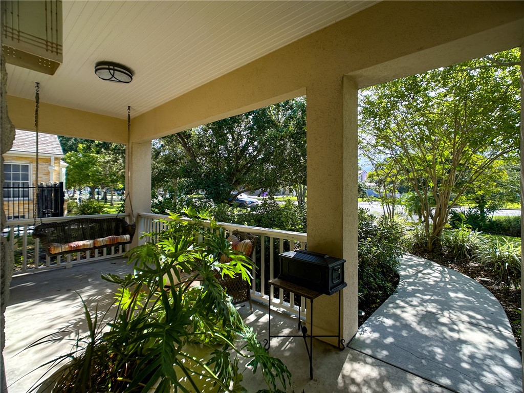 460 Del Mar Blvd Property Photo 7