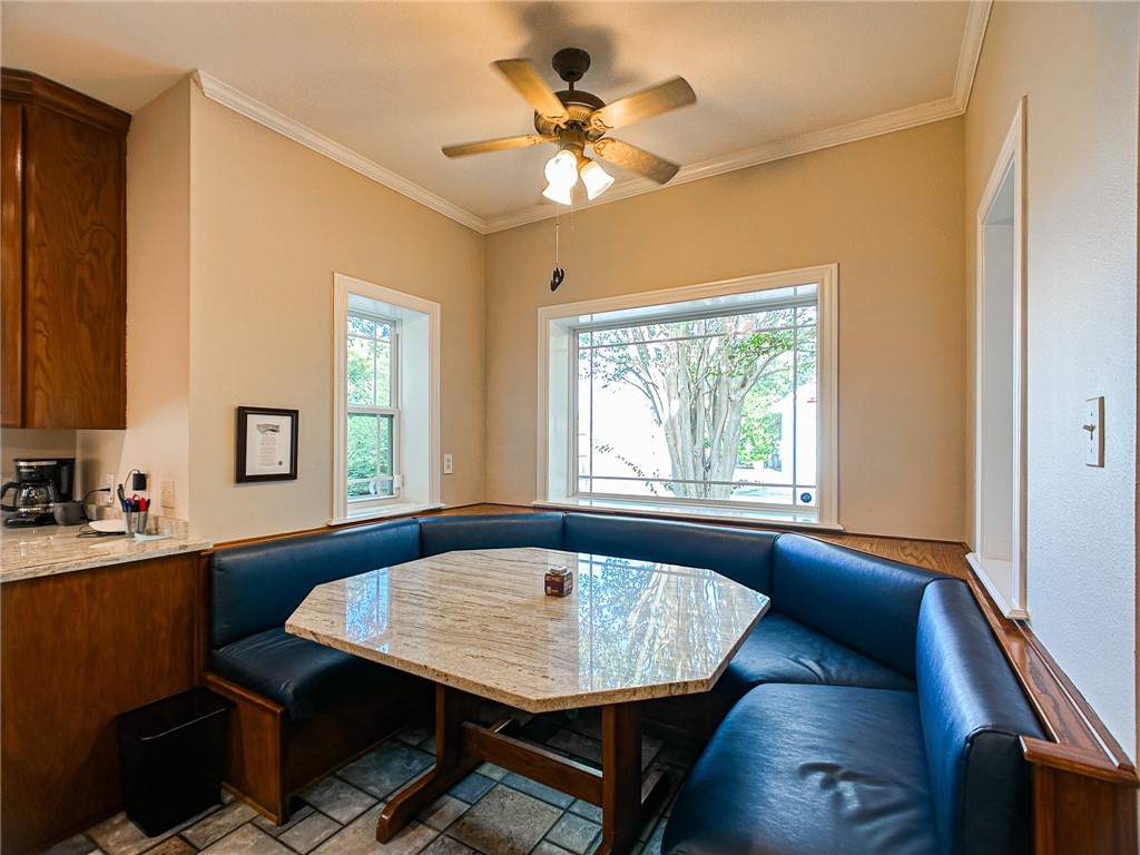 460 Del Mar Blvd Property Photo 15